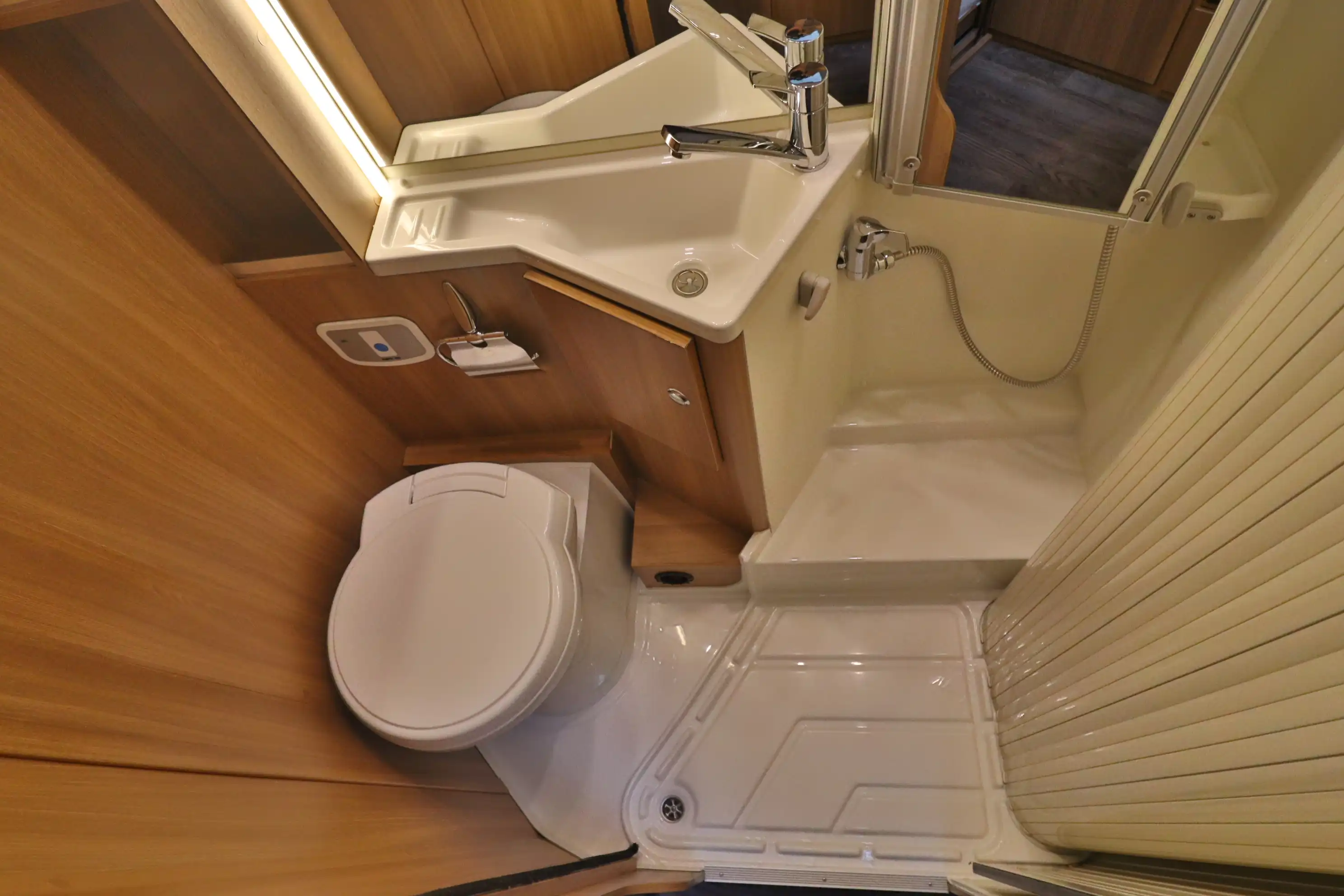 HYMER-ERIBA Future 430 T 